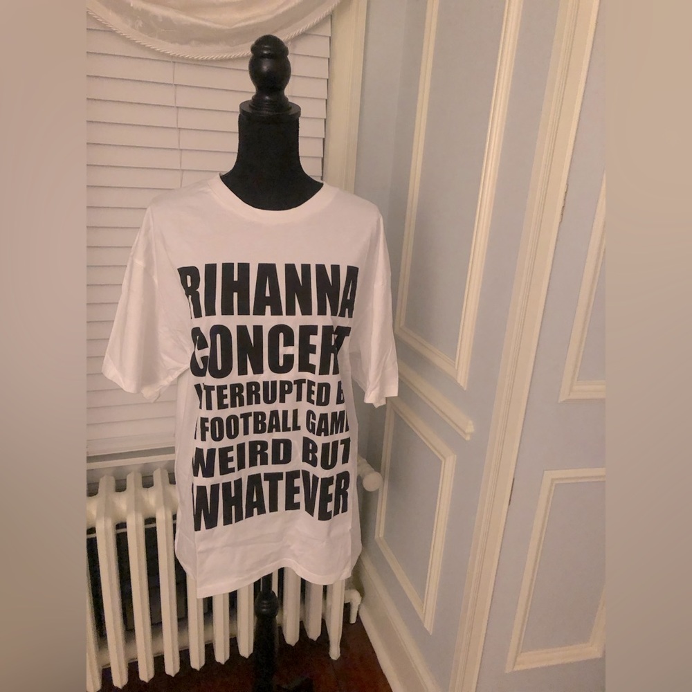 Savage X Fenty Limited Edition Super Bowl Rihanna T